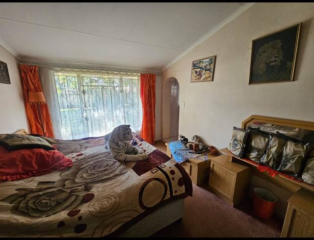 4 BEDROOM HOUSE FOR SALE IN SASOLBURG EXT 12